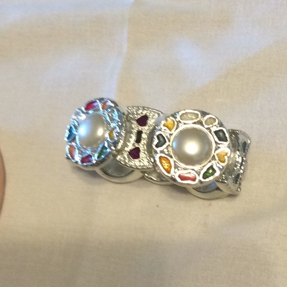 Vtg pearl w/6 colored surrounding stones bracelet - Picture 5 of 5